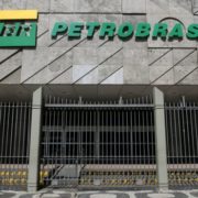 Refinarias da Petrobras tiveram recorde de capacidade em agosto