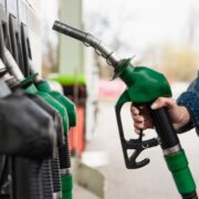 Preço da gasolina e do diesel sobem com novo ICMS